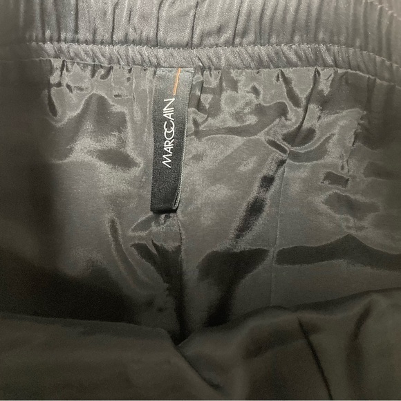 MARC CAIN ATHLETIC BLACK and WHITE SKIRT - Size Small - Picture 6 of 10